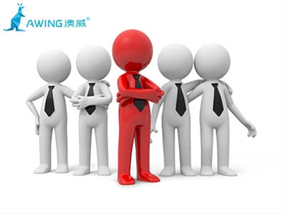 鋁合金門(mén)窗代理商用服務(wù)打動(dòng)顧客